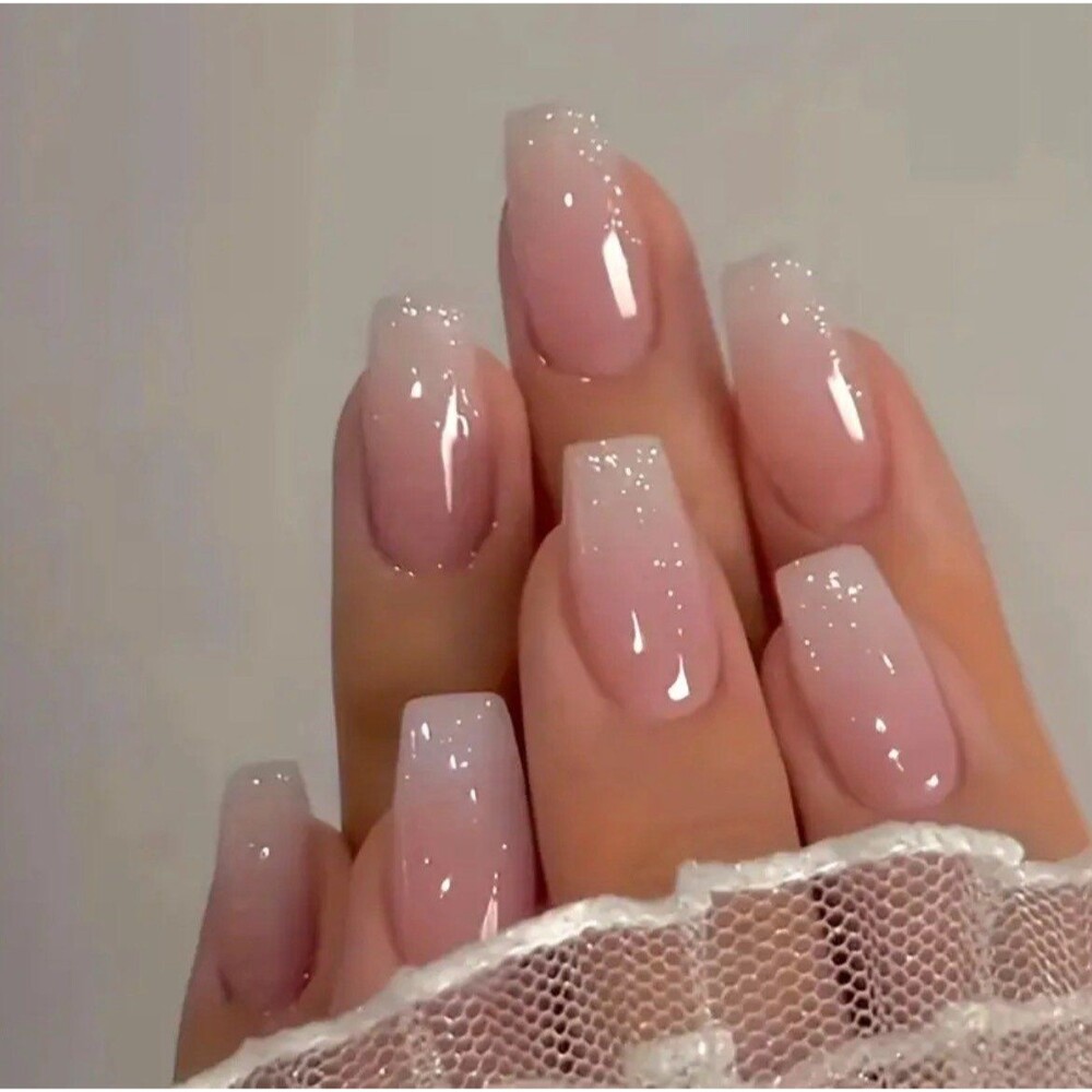 Tender Touch: 24pcs Glossy Medium Ballerina Fake Nails